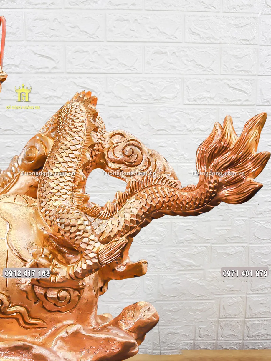 Phần đuôi của linh vật Rồng